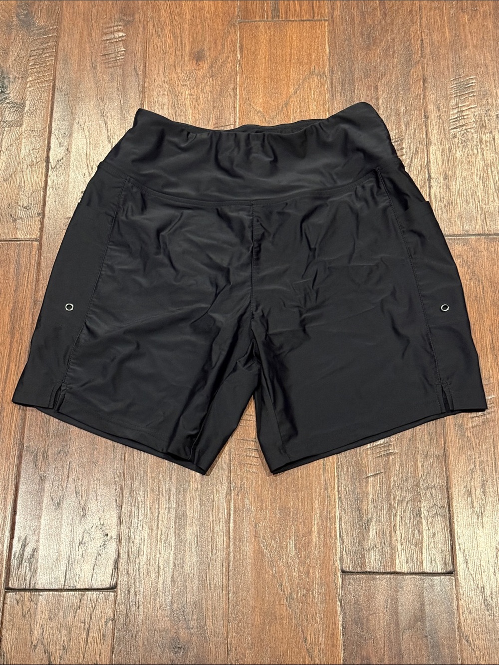 NWT!!! Medium Women Black Performance Running Shorts